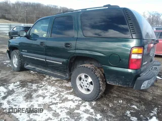 2003 Chevrolet Tahoe Special Service with VIN 1GNEK13V33J215889, listed as a IAAI auction lot 41219639 with 157,570 mi miles. Bid and sale history available at carsss.com. Image 3.