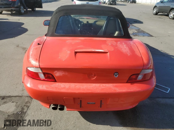 2002 BMW Z3 2.5i with VIN 4USCN33402LM06922, listed as a Copart auction lot 73521204 with 131,823 mi miles and Clean Title. Bid and sale history available at carsss.com. Image 6.