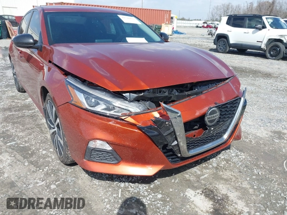 2019 Nissan Altima SR with VIN 1N4BL4CV8KC201828, listed as a IAAI auction lot 41728892 with 124,879 mi miles and . Bid and sale history available at carsss.com. Image 6.