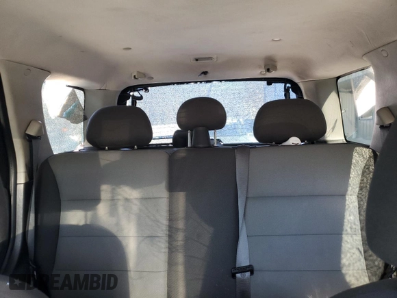 2005 Ford Escape XLS Value с VIN 1FMYU92Z75KB68457, выставлен на аукционе Copart как лот 46427005 с пробегом 144 278 миль миль и Списание • Salvage title. История ставок и продаж доступна на DreamBid. Изображение 10.