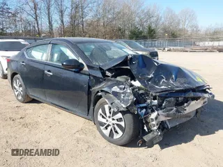 2020 Nissan Altima 2.5 S with VIN 1N4BL4BV3LC202565, listed as a IAAI auction lot 41764133 with 58,120 mi miles. Bid and sale history available at carsss.com. Image 1.