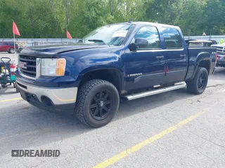 2009 GMC Sierra 1500 z VIN 2GTEK33Y391100131, wystawiony jako IAAI lot #42292487 z przebiegiem 197 968 mil mil oraz . Historia ofert i sprzedaży dostępna na DreamBid. Obrazek 2.