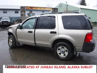 2003 Ford Explorer XLS z VIN 1FMZU72K23ZB43952, wystawiony jako Copart lot #52150285 z przebiegiem 161 828 mil mil oraz Szkody całkowita. Historia ofert i sprzedaży dostępna na DreamBid. Obrazek 2.