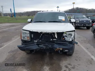 2005 Cadillac Escalade z VIN 1GYEK63N25R190908, wystawiony jako IAAI lot #41882135 z przebiegiem 243 333 mil mil oraz . Historia ofert i sprzedaży dostępna na DreamBid. Obrazek 6.