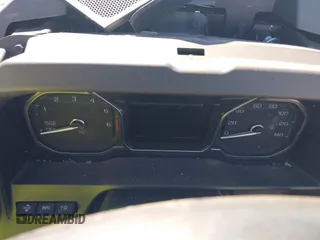 2020 GMC Sierra 1500 Denali z VIN 1GTU9FEL9LZ170791, wystawiony jako IAAI lot #41732485 z przebiegiem Nie podano mil oraz . Historia ofert i sprzedaży dostępna na DreamBid. Obrazek 7.