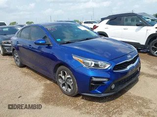 2021 Kia Forte LXS z VIN 3KPF24AD5ME384836, wystawiony jako IAAI lot #42098713 z przebiegiem 29 107 mil mil oraz . Historia ofert i sprzedaży dostępna na DreamBid. Obrazek 1.