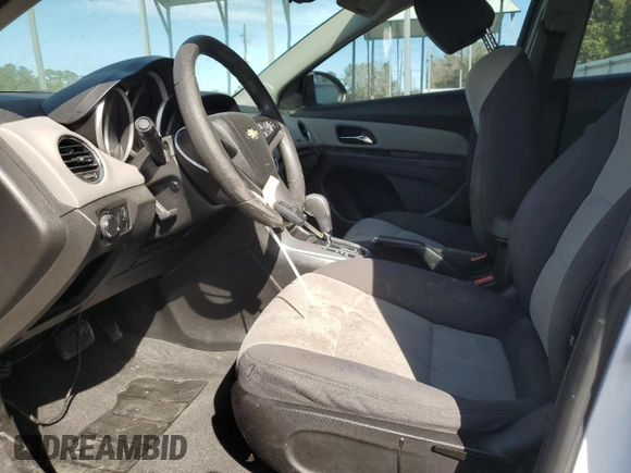 2014 Chevrolet Cruze LS with VIN 1G1PA5SHXE7104160, listed as a Copart auction lot 55236335 with 135,954 mi miles and Salvage Title. Bid and sale history available at carsss.com. Image 7.