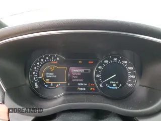 2018 Lincoln MKC Reserve z VIN 5LMTJ3DH7JUL33049, wystawiony jako Copart lot #57151205 z przebiegiem 39 594 mil mil oraz Szkody całkowita. Historia ofert i sprzedaży dostępna na DreamBid. Obrazek 9.
