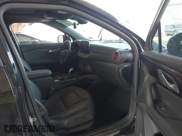 2023 Chevrolet Blazer RS z VIN 3GNKBERS8PS136262, wystawiony jako IAAI lot #41932128 z przebiegiem 53 443 mil mil oraz . Historia ofert i sprzedaży dostępna na DreamBid. Obrazek 5.