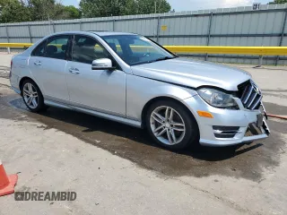 2014 Mercedes-Benz C 250 Sport с VIN WDDGF4HB8EA960846, выставлен на аукционе Copart как лот 63488435 с пробегом 73 404 миль миль и Списание • Salvage title. История ставок и продаж доступна на DreamBid. Изображение 4.