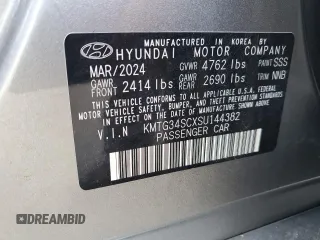 2025 Genesis G70 2.5T with VIN KMTG34SCXSU144382, listed as a Copart auction lot 53291695 with 3,465 mi miles and Non repairable. Bid and sale history available at DreamBid. Image 12.