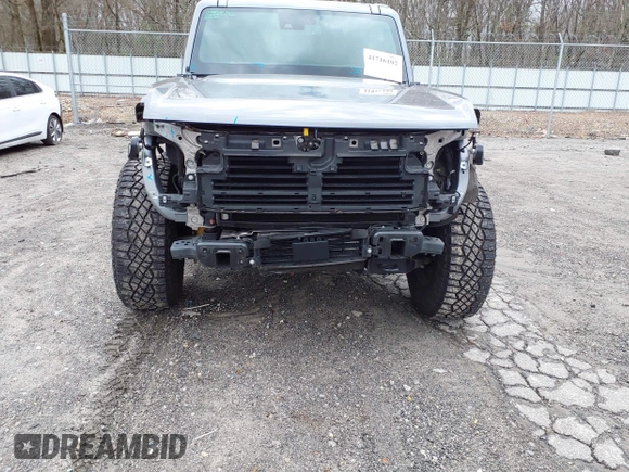 2023 Ford Bronco with VIN 1FMDE5CP2PLC03002, listed as a IAAI auction lot 41716102 with 23,529 mi miles. Bid and sale history available at carsss.com. Image 13.
