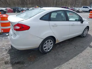 2012 Ford Fiesta S with VIN 3FADP4AJ5CM128060, listed as a IAAI auction lot 41855950 with 139,715 mi miles. Bid and sale history available at carsss.com. Image 4.