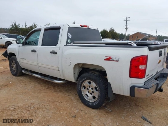 2012 Chevrolet Silverado 1500 LT with VIN 1GCPKSE76CF169144, listed as a IAAI auction lot 41096221 with 119,657 mi miles. Bid and sale history available at carsss.com. Image 3.