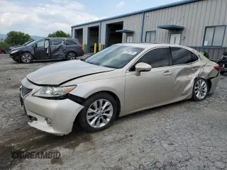 2013 Lexus ES 300h z VIN JTHBW1GG9D2002533, wystawiony jako Copart lot #59957355 z przebiegiem 284 300 mil mil oraz Szkoda całkowita • Salvage title. Historia ofert i sprzedaży dostępna na DreamBid. Obrazek 1.
