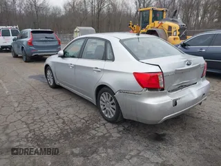 2008 Subaru Impreza Sedan (Natl) i with VIN JF1GE61658H512667, listed as a IAAI auction lot 41672683 with 120,787 mi miles. Bid and sale history available at carsss.com. Image 3.