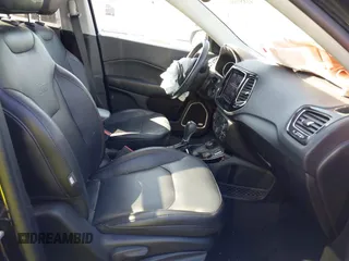 2018 Jeep Compass Limited with VIN 3C4NJDCB7JT361639, listed as a IAAI auction lot 41850166 with 80,208 mi miles. Bid and sale history available at carsss.com. Image 5.