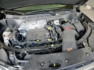 2025 Chevrolet Trax LT z VIN KL77LHEP1SC142740, wystawiony jako Copart lot #87214605 z przebiegiem 23 789 mil mil oraz Czysty tytuł • Clean title. Historia ofert i sprzedaży dostępna na DreamBid. Obrazek 14.