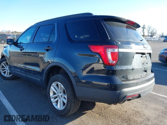 2016 Ford Explorer with VIN 1FM5K8B85GGB38812, listed as a IAAI auction lot 41757370 with 84,281 mi miles and . Bid and sale history available at carsss.com. Image 3.
