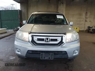 2011 Honda Pilot EX-L with VIN 5FNYF4H56BB057039, listed as a IAAI auction lot 41946647 with 187,783 mi miles. Bid and sale history available at carsss.com. Image 12.