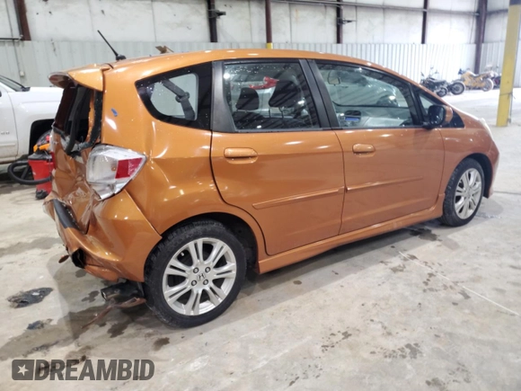 2009 Honda Fit Sport z VIN JHMGE88439S058349, wystawiony jako Copart lot #56873185 z przebiegiem 117 523 mil mil oraz Szkoda całkowita • Salvage title. Historia ofert i sprzedaży dostępna na DreamBid. Obrazek 3.