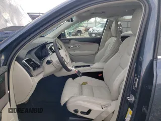 2024 Volvo XC90 Ultimate Bright Theme with VIN YV4062PF8R1185598, listed as a Copart auction lot 83224844 with 11,004 mi miles and Salvage Title. Bid and sale history available at carsss.com. Image 7.