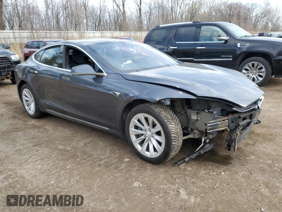2018 Tesla Model S 75D with VIN 5YJSA1E22JF244421, listed as a Copart auction lot 49509345 with 94,321 mi miles and Clean title. Bid and sale history available at DreamBid. Image 4.