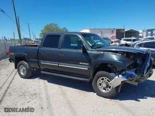 2003 Chevrolet Silverado 2500HD LS with VIN 1GCHK23U73F258069, listed as a IAAI auction lot 41822665 with 121,506 mi miles. Bid and sale history available at carsss.com. Image 13.