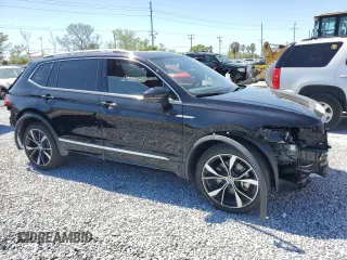 2023 Volkswagen Tiguan SEL R-Line z VIN 3VV4B7AX0PM106487, wystawiony jako Copart lot #48377585 z przebiegiem 19 646 mil mil oraz Szkoda całkowita • Salvage title. Historia ofert i sprzedaży dostępna na DreamBid. Obrazek 4.