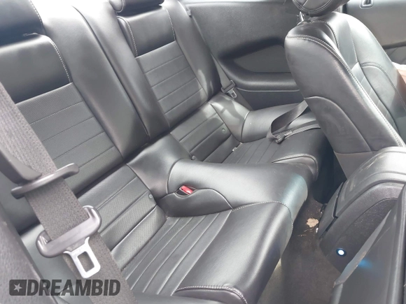 2013 Ford Mustang V6 with VIN 1ZVBP8AMXD5260397, listed as a IAAI auction lot 41729133 with 138,797 mi miles. Bid and sale history available at carsss.com. Image 8.