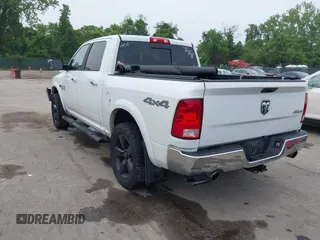 2018 Ram 1500 Big Horn z VIN 1C6RR7LT2JS179408, wystawiony jako IAAI lot #42271437 z przebiegiem 151 010 mil mil oraz . Historia ofert i sprzedaży dostępna na DreamBid. Obrazek 3.