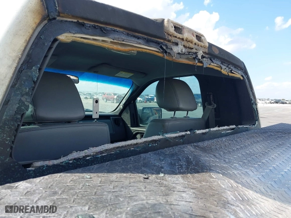 2014 Ford F-150 XL with VIN 1FTMF1CM6EKD40608, listed as a IAAI auction lot 40650148 with 163,333 mi miles. Bid and sale history available at carsss.com. Image 6.