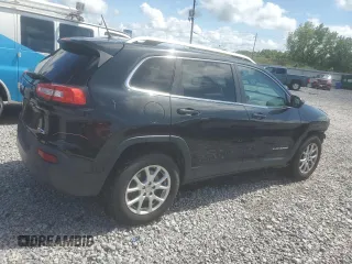 2014 Jeep Cherokee Latitude z VIN 1C4PJMCS5EW252136, wystawiony jako Copart lot #58525335 z przebiegiem 111 193 mil mil oraz Szkoda całkowita • Salvage title. Historia ofert i sprzedaży dostępna na DreamBid. Obrazek 3.