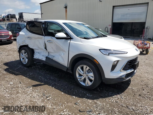 2025 Buick Encore GX Preferred with VIN KL4AMCSL0SB155439, listed as a Copart auction lot 62420025 with 1,359 mi miles and Clean title. Bid and sale history available at DreamBid. Image 4.