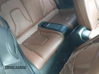 2011 Audi A5 Premium Plus z VIN WAULFAFH2BN020509, wystawiony jako IAAI lot #42381177 z przebiegiem 132 106 mil mil oraz . Historia ofert i sprzedaży dostępna na DreamBid. Obrazek 8.