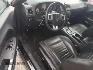 2013 Dodge Challenger SXT z VIN 2C3CDYAG6DH515778, wystawiony jako Copart lot #55976665 z przebiegiem 160 194 mil mil oraz Szkoda całkowita • Salvage title. Historia ofert i sprzedaży dostępna na DreamBid. Obrazek 8.
