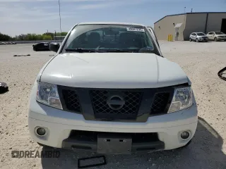 2019 Nissan Frontier SV z VIN 1N6AD0ER2KN872747, wystawiony jako Copart lot #49681235 z przebiegiem 66 351 mil mil oraz Czysty tytuł • Clean title. Historia ofert i sprzedaży dostępna na DreamBid. Obrazek 5.