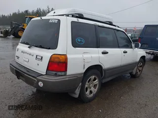 1998 Subaru Forester S with VIN JF1SF6554WH769969, listed as a IAAI auction lot 41651574 with 1 mi miles. Bid and sale history available at carsss.com. Image 4.