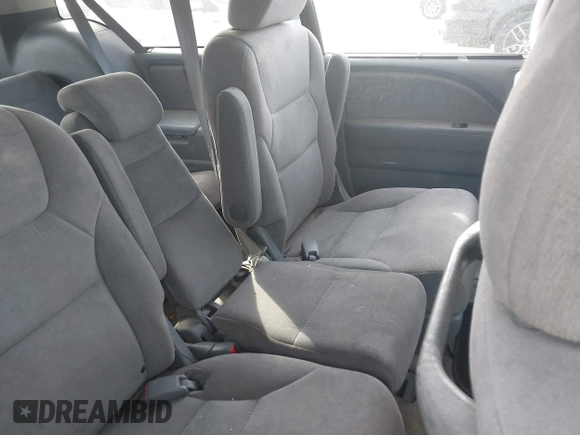 2005 Honda Odyssey EX with VIN 5FNRL38455B135555, listed as a IAAI auction lot 42080079 with 149,468 mi miles and . Bid and sale history available at carsss.com. Image 8.