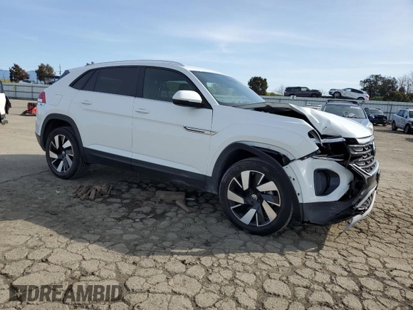 2025 Volkswagen Atlas SE with VIN 1V2WE2CA5SC201601, listed as a Copart auction lot 50102745 with 9,285 mi miles and Clean title. Bid and sale history available at DreamBid. Image 4.