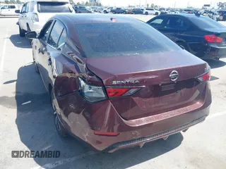 2022 Nissan Sentra SV z VIN 3N1AB8CV1NY253882, wystawiony jako IAAI lot #41942906 z przebiegiem 97 042 mil mil oraz . Historia ofert i sprzedaży dostępna na DreamBid. Obrazek 3.