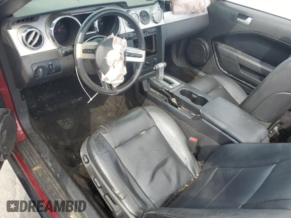 2005 Ford Mustang Deluxe z VIN 1ZVFT84N255250515, wystawiony jako Copart lot #55279355 z przebiegiem 182 633 mil mil oraz Szkoda całkowita • Salvage title. Historia ofert i sprzedaży dostępna na DreamBid. Obrazek 8.