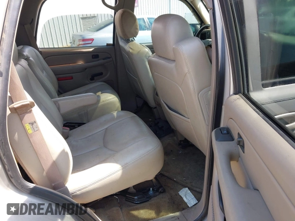 2004 Chevrolet Tahoe LT with VIN 1GNEK13Z64J292910, listed as a IAAI auction lot 42570170 with 309,679 mi miles and . Bid and sale history available at DreamBid. Image 8.