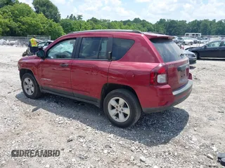 2017 Jeep Compass Sport z VIN 1C4NJCBA2HD132188, wystawiony jako IAAI lot #42569521 z przebiegiem 106 668 mil mil oraz . Historia ofert i sprzedaży dostępna na DreamBid. Obrazek 3.
