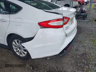 2016 Ford Fusion S with VIN 3FA6P0G74GR221383, listed as a IAAI auction lot 42442456 with 109,144 mi miles and . Bid and sale history available at DreamBid. Image 6.