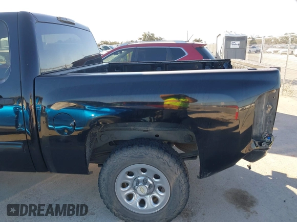 2009 Chevrolet Silverado 1500 LS with VIN 3GCEC13C49G267921, listed as a IAAI auction lot 41723468 with 150,075 mi miles and . Bid and sale history available at DreamBid. Image 18.