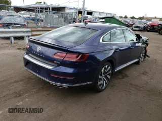 2019 Volkswagen Arteon SEL Premium R-Line z VIN WVWTR7AN3KE000652, wystawiony jako Copart lot #68808043 z przebiegiem 22 408 mil mil oraz . Historia ofert i sprzedaży dostępna na DreamBid. Obrazek 3.