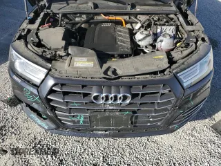 2020 Audi Q5 Premium with VIN WA1G2AFY6L2060055, listed as a Copart auction lot 83662284 with 61,798 mi miles and Salvage Title. Bid and sale history available at carsss.com. Image 12.