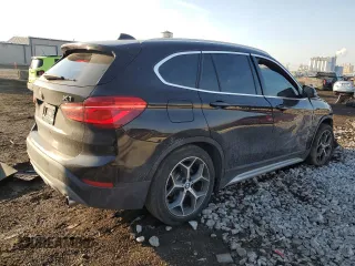 2017 BMW X1 xDrive28i with VIN WBXHT3C32H5F70488, listed as a Copart auction lot 47505115 with 0 mi miles and Salvage Title. Bid and sale history available at carsss.com. Image 3.