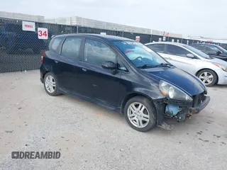 2007 Honda Fit Sport with VIN JHMGD38607S062542, listed as a IAAI auction lot 42672189 with 112,062 mi miles and . Bid and sale history available at DreamBid. Image 1.